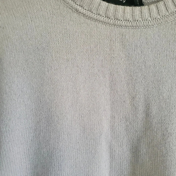 THEORY SOFT WINTER CASHEMERE WOMANS SWEATER, SIZE SMALL - Picture 5 of 6